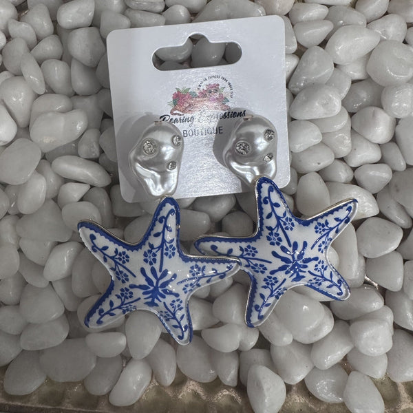 Blue Willow Starfish Earring