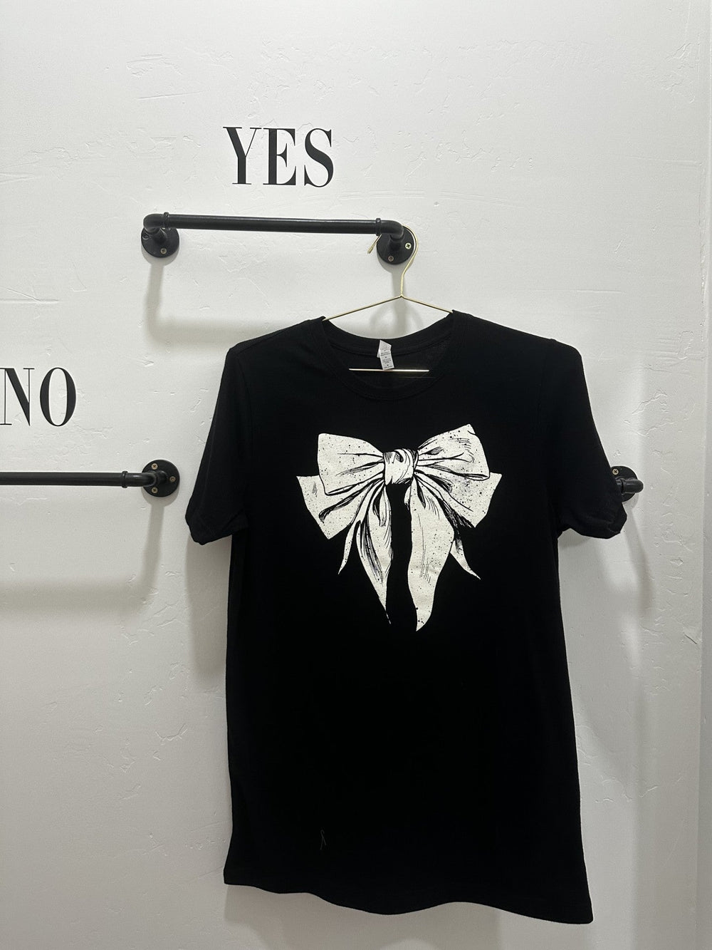Bow Graphic Tee (Black)