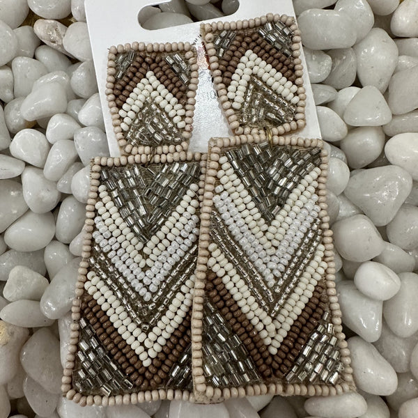 Rectangle Beaded Earring (Neutral)